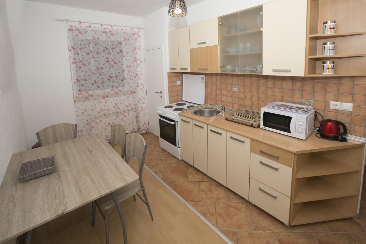 Downtown 3 Bedroom Apartment Szarajevó Kültér fotó